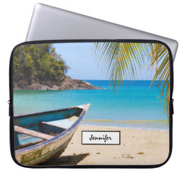 Capa Para Notebook Linda praia tropical com um barco a remo