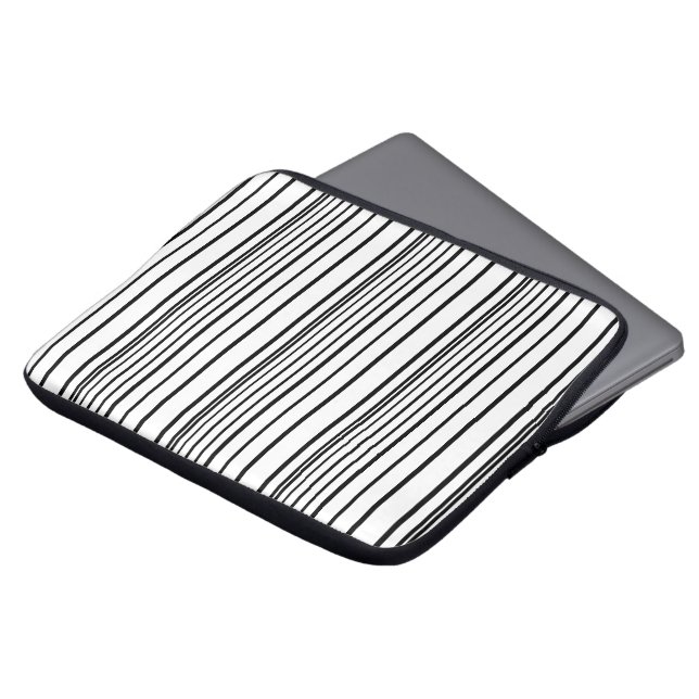 Capa Para Notebook Listras pretas e brancas fofas (Frente Topo)