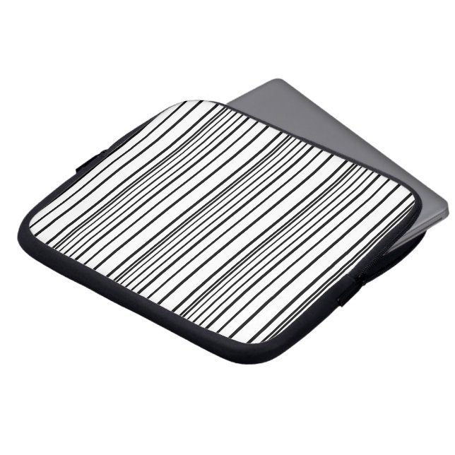 Capa Para Notebook Listras pretas e brancas fofas (Frente Topo)