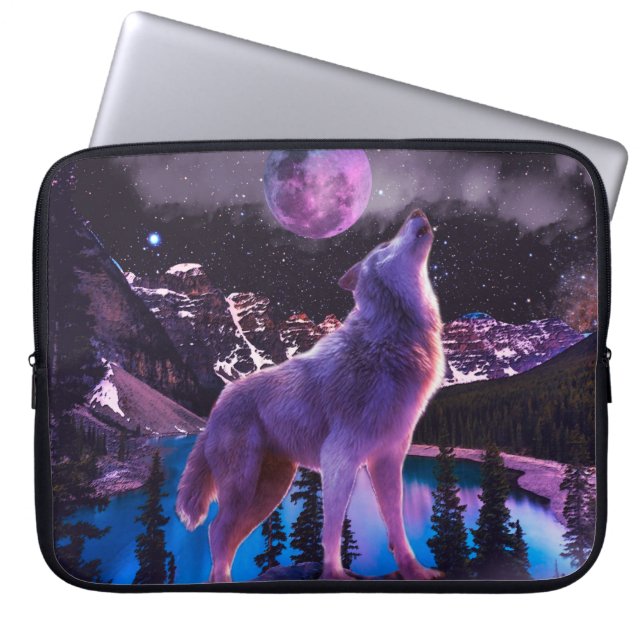 Capa Para Notebook lobo-cinza uivando na floresta (Frente)