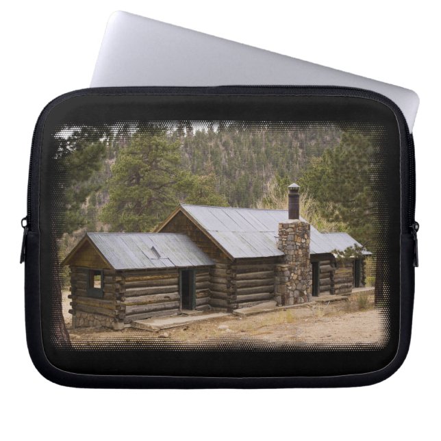 Capa Para Notebook Log Cabine de Laptop (Frente)