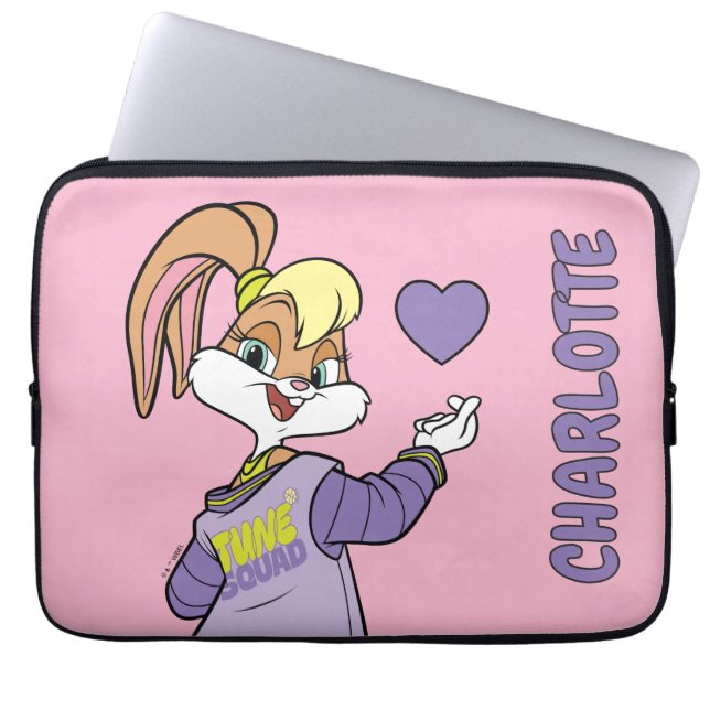 Capa Para Notebook Lola TUNE SQUAD™ Varsity Heart (Frente)