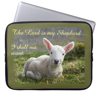 Capa Para Notebook Lorde é o meu Pastor, Cute White Lamb
