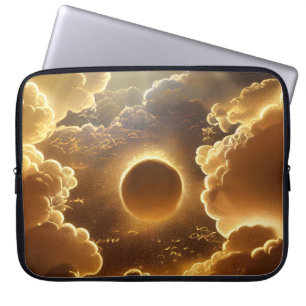 CAPA PARA NOTEBOOK LUA DOURADA COM NUVENS DE TEMPESTADE