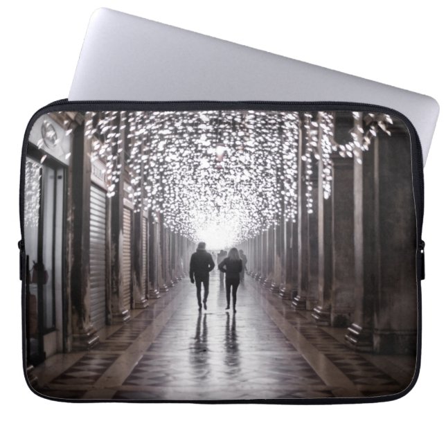 Capa Para Notebook Luz, sombras e simetria - sepia (Frente)