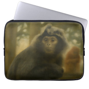 Capa Para Notebook Macaco Contemplativo - Arte Serena Selvagem