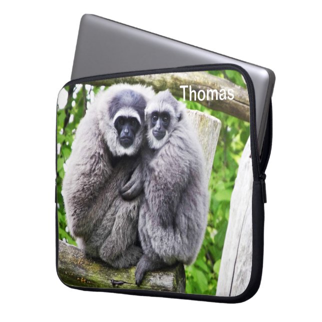 Capa Para Notebook Macacos Fofos abraçando gráfico em um