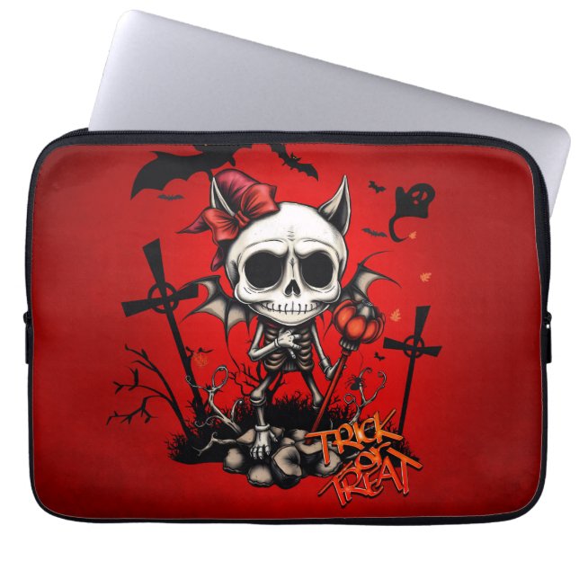 Capa Para Notebook Mágica de abóbora e diversão óssea. (Frente)
