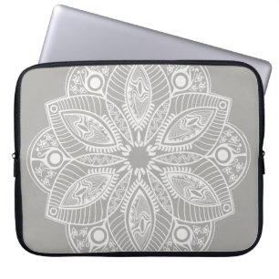 Capa Para Notebook Mandala branca exótica no fundo da Cinza