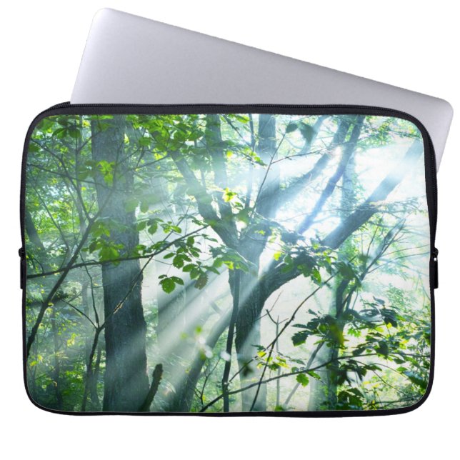 Capa Para Notebook Manhã na floresta (Frente)