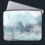 Capa Para Notebook Mar Floresta<br><div class="desc">Forest Sea II até junho Erica Vess. Este design evoca uma atmosfera relaxante,  semelhante ao mar,  com uma variedade de formas e tons azuis.</div>