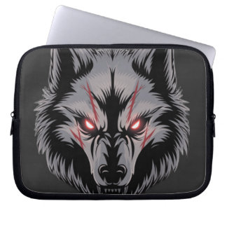 Capa Para Notebook Menacando Lobo com Olhos Vermelhos Brilhantes