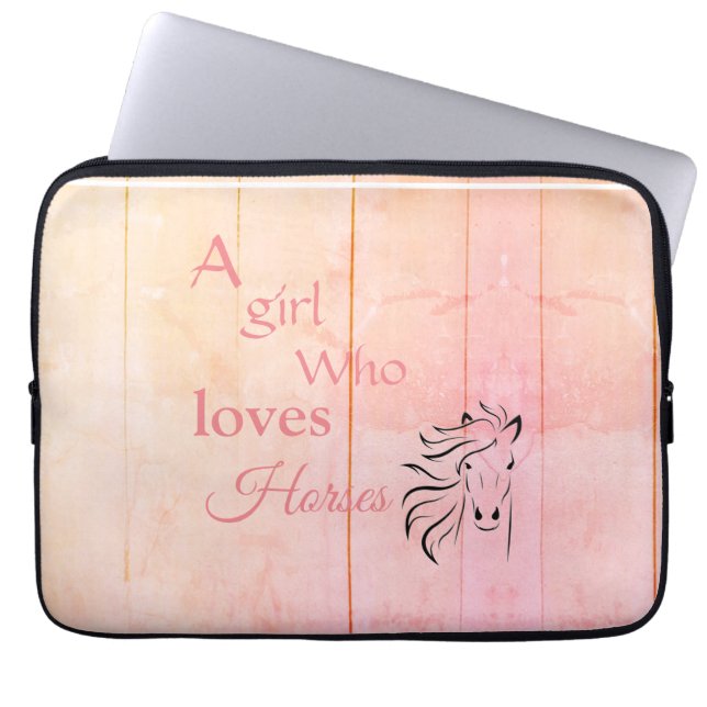 Capa Para Notebook Menina Rosa Ombré que Ama Cavalos Script Feminina (Frente)