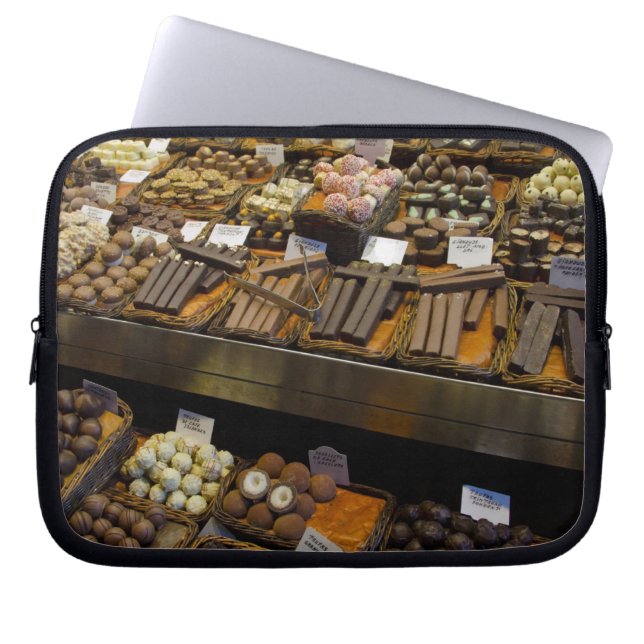 Capa Para Notebook Mercat de Sant Josep, doces de chocolate sortidos (Frente)
