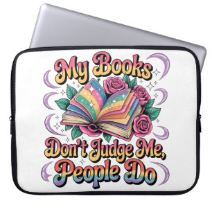 Capa Para Notebook Meus livros não me julgam...