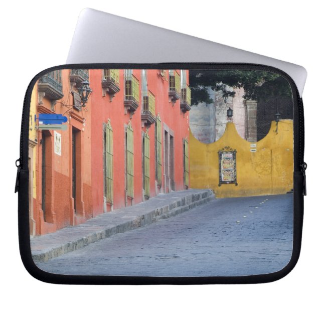 Capa Para Notebook México, San Miguel de Allende, Casas ao longo (Frente)