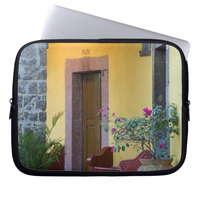 Capa Para Notebook México, San Miguel de Allende, Entrada de Arcada (Frente)