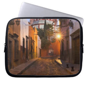 Capa Para Notebook México, San Miguel de Allende. Madrugada