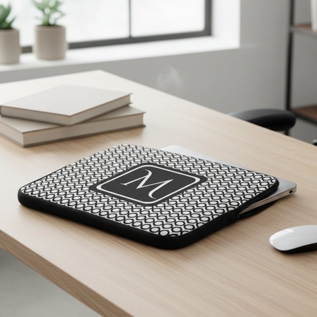 Capa Para Notebook Modern Geometric Monogram Black White (Criador carregado)