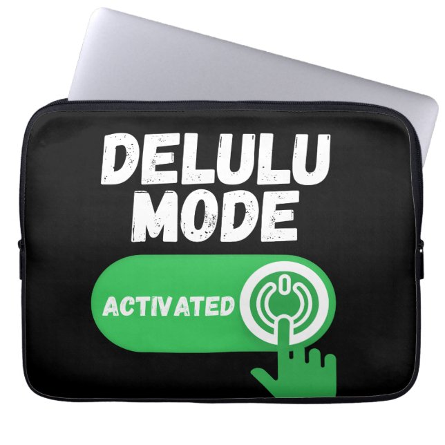 Capa Para Notebook Modo Delulu Ativado | Divertido Gen Z (Frente)