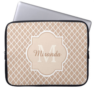 Capa Para Notebook Mongograma De Quatrefoil Preppy Tan