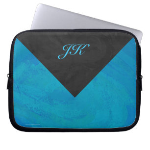 Capa Para Notebook Monograma Azul Oceano e Preto