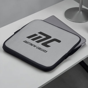 Capa Para Notebook Monograma Cinza Mínimo Nome Texto Preto Masculino