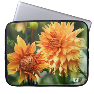 Capa Para Notebook Monograma das Flores do Jardim de Dália Laranja e 