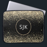 Capa Para Notebook Monograma Dourado de Brilho Negra Moderno<br><div class="desc">Caso de Iniciais Elegantes Monogramadas de Luxo Dourado e Preto Faux Glitter e Sparkle. Esse caso pode ser personalizado para incluir seu nome inicial e próprio.</div>
