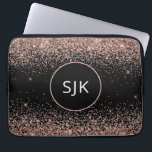 Capa Para Notebook Monograma Dourado preto brilhante Rosa Rosa Rosa C<br><div class="desc">Cor-de-rosa-azul - Rosa Dourado e preto Brilhante e minúscula caixa inicial Elegante monograma. Esse caso pode ser personalizado para incluir seu nome inicial e próprio.</div>