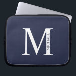 Capa Para Notebook Monograma e Nome Personalizados Azul-marinho<br><div class="desc">Monograma personalizado e presentes de nome com monograma personalizado e nome no estilo de fonte de serif clássico.</div>