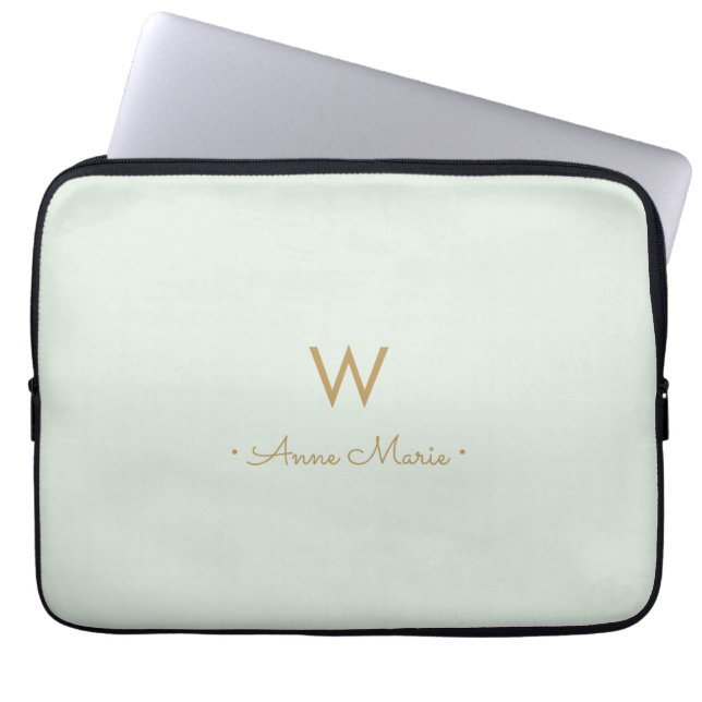 Capa Para Notebook Monograma Moderno em Verde Sage Dourado (Frente)