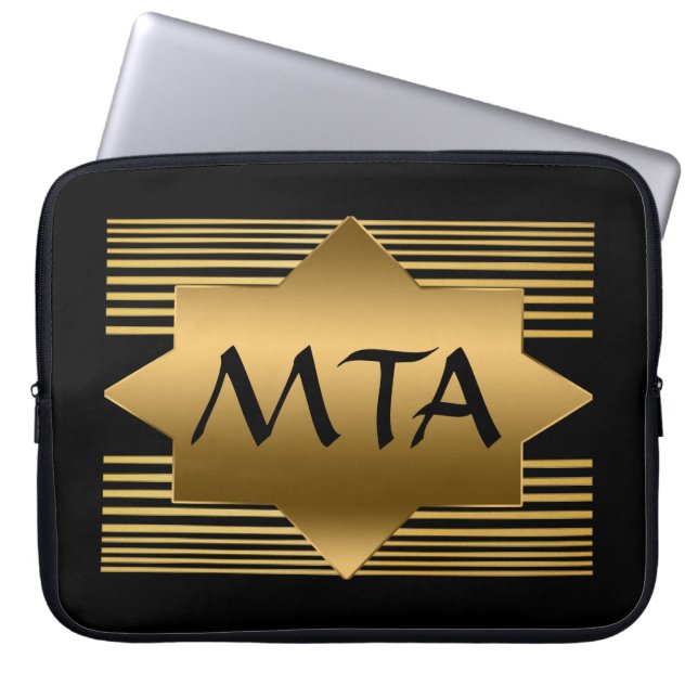 Capa Para Notebook Monograma Personalizado Geométrico Preto e Dourado (Frente)