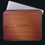 Capa Para Notebook Monograma Personalizável por Padrão de Metal Bruta<br><div class="desc">Os tons castanhos escovam o padrão metálico com monograma personalizado. Personalize o seu próprio nome ou texto. Disponível em outros produtos e que pode ser solicitado para qualquer um dos produtos oferecidos no Zazzle</div>