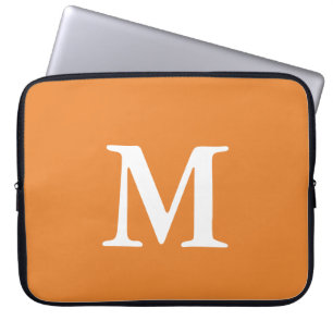 Capa Para Notebook Monograma Simples Laranja e Branco