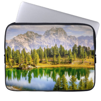Capa Para Notebook Montanhas Dolomite e Paisagem do Atordoamento do L