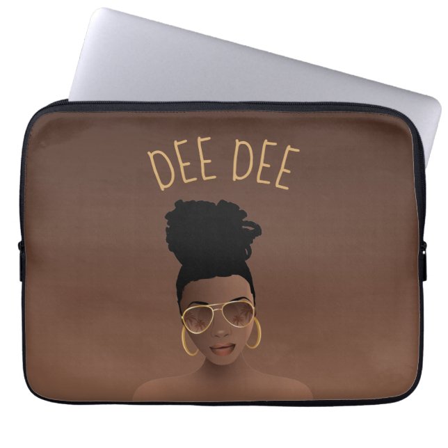 Capa Para Notebook Mulher Negra, Dourada Sombreada e Arma Alto, Lapto (Frente)