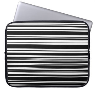 Capa Para Notebook Multidões de Listras Pretas e Brancas Desiguais