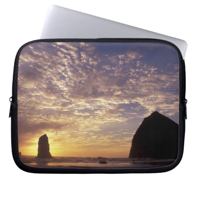 Capa Para Notebook NA, EUA, Oregon Coast, Canon Beach com (Frente)