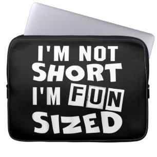 Capa Para Notebook Não sou baixa, sou divertida em tamanho Camiseta F