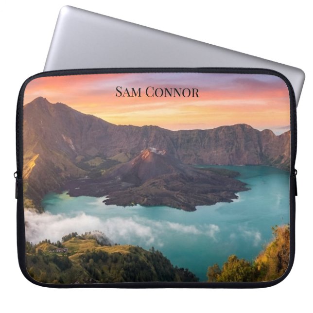 Capa Para Notebook Nascer do sol na cratera do vulcão Monte Rinjani (Frente)