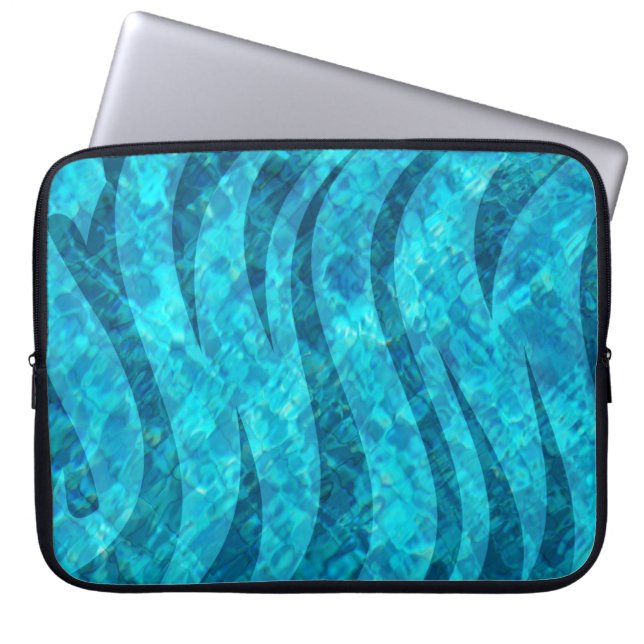 Capa Para Notebook Natação na Piscina (Frente)