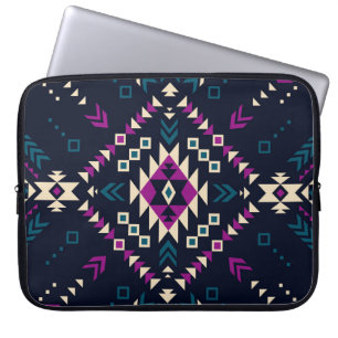 Capa Para Notebook Navajo tribal escuro, geométrico de vintage.
