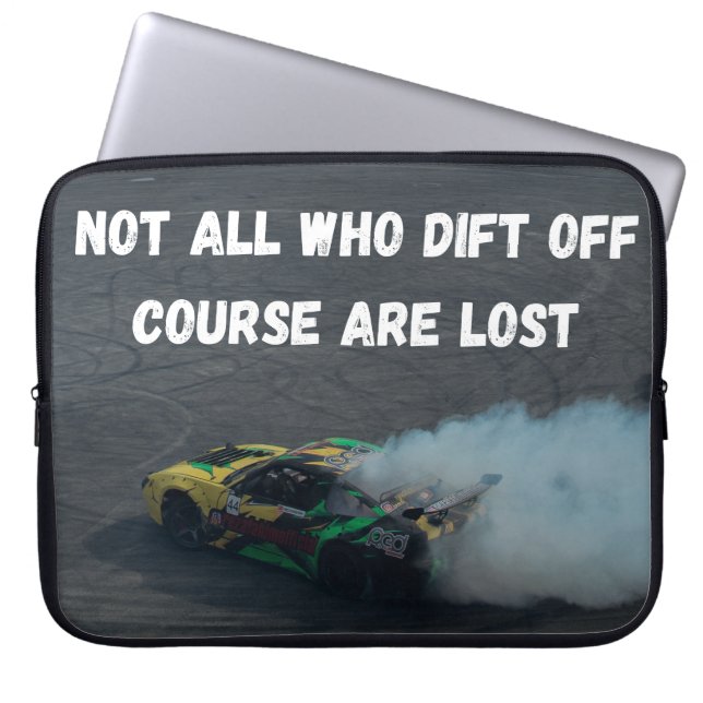 Capa Para Notebook Nem todos os que saem do curso se perdem (Frente)