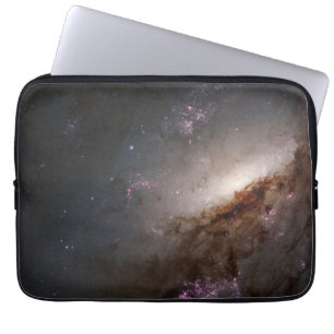 Capa Para Notebook Ngc 4258 Em Formação Estelar Intensa.