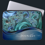 Capa Para Notebook Nome Manuscrito Fractal Azul Moderno<br><div class="desc">Este design pode ser personalizado na área fornecida alterando a foto e/ou texto. Ou pode ser customizado clicando em Personalizar este Modelo e, em seguida, escolhendo a opção de personalizar ainda mais e excluir ou alterar a cor do fundo, adicionar texto, alterar a cor ou o estilo do texto, ou...</div>