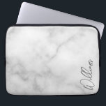 Capa Para Notebook Nome Personalizado do Script Moderno do Marble Bra<br><div class="desc">Presentes de Nome Personalizado Minimalista Moderno Este design apresenta um nome personalizado na fonte do script de escrita manual moderna da cinza em fundo de mármore branco. Perfeito como presentes de férias para ele, presentes de dia de os pais e presentes para qualquer ocasião especial.</div>