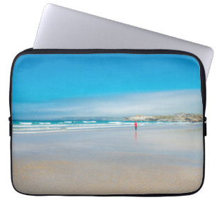 Capa Para Notebook Novo cais na costa norte da Cornualha. Inglaterra.