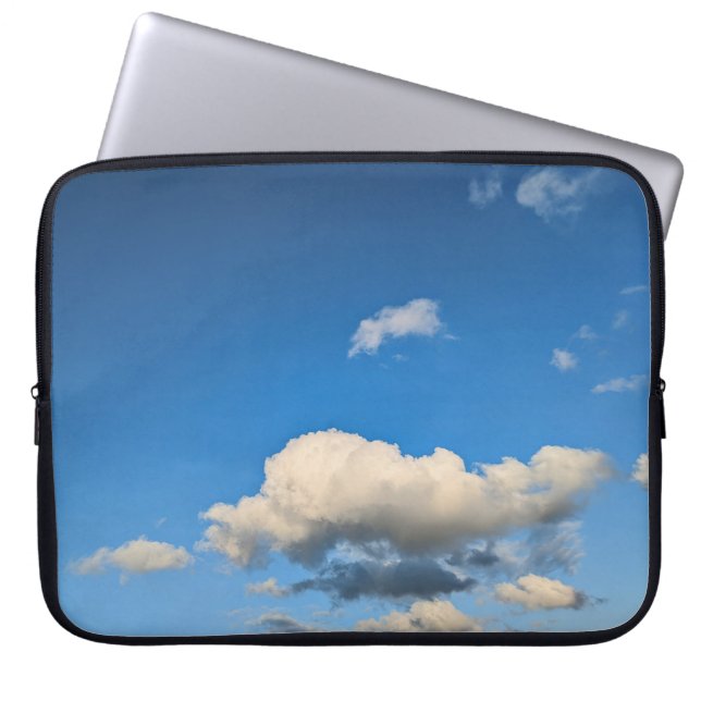 Capa Para Notebook Nuvem de Creme (Frente)