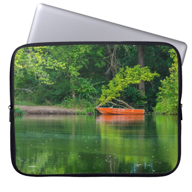Capa Para Notebook O Barco Laranja (Frente)